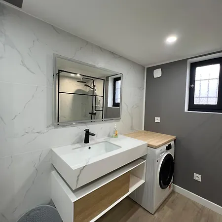 Premium Parking Prive Emplacement Strategique Ideal Sejours Pro & Famille Apartment Maubeuge